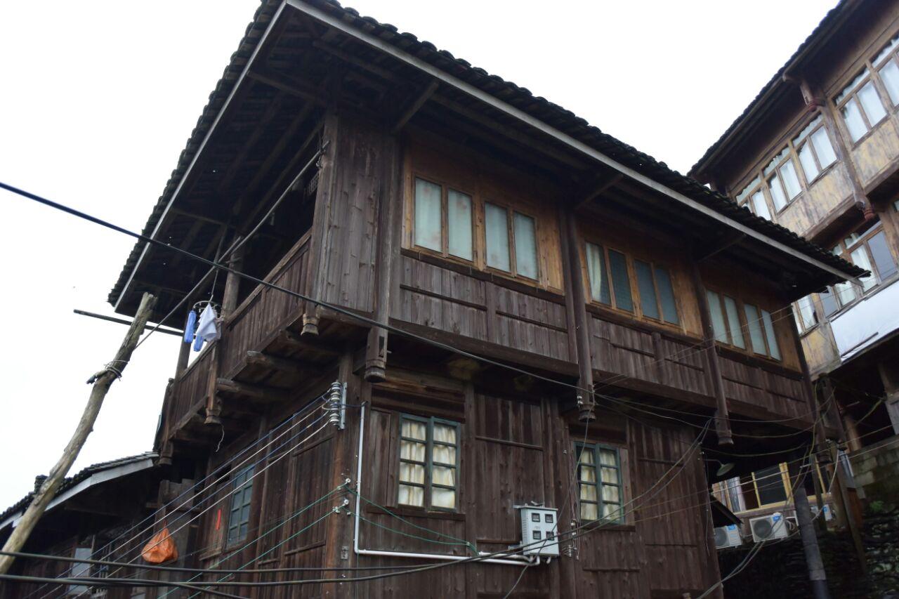龙脊古壮寨：百年古屋镌刻时光惹人醉