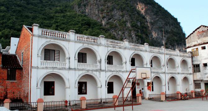 七百弄莱世博大酒店正式试业