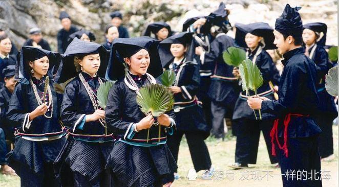 广西骆越文化天天看：壮族的“活化石”——黑衣壮族
