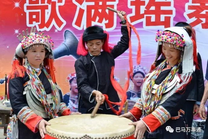 激情洋溢的鼓手