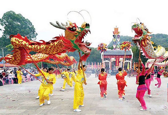 玩在巴马汇福中医村